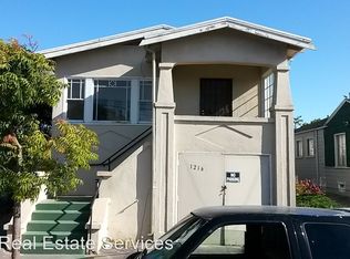 1218 66th St, Berkeley, CA 94702