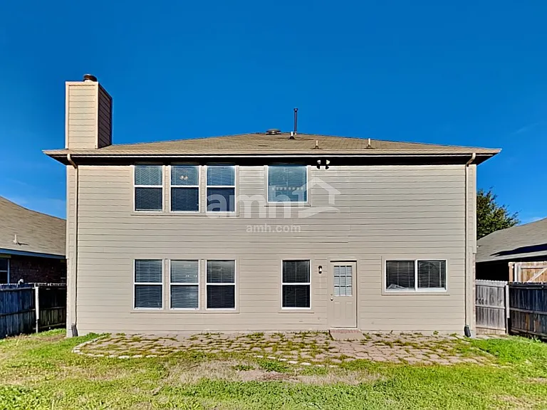 421 Hackberry Dr — Photo 25