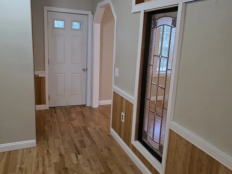 77 Ashland St #C — Photo 14