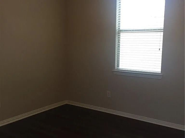 1016 Grey Fox Dr — Photo 11