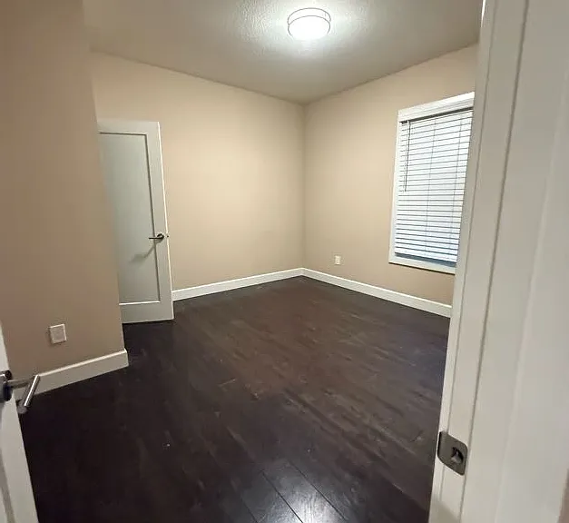 2334 NW Westover Rd #C — Photo 7