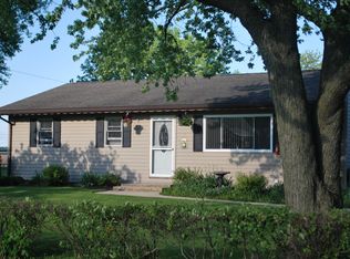 6815 S Sarah Ave, Rochelle, IL 61068