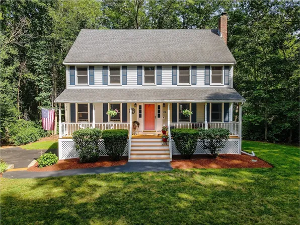 24 Apache Way, Wilmington, MA 01887