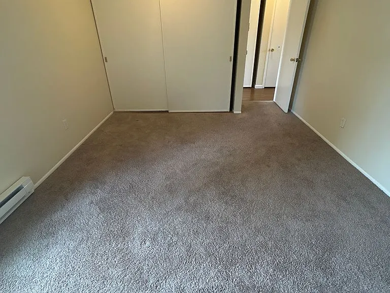 3626 Fremont Ln N — Photo 13