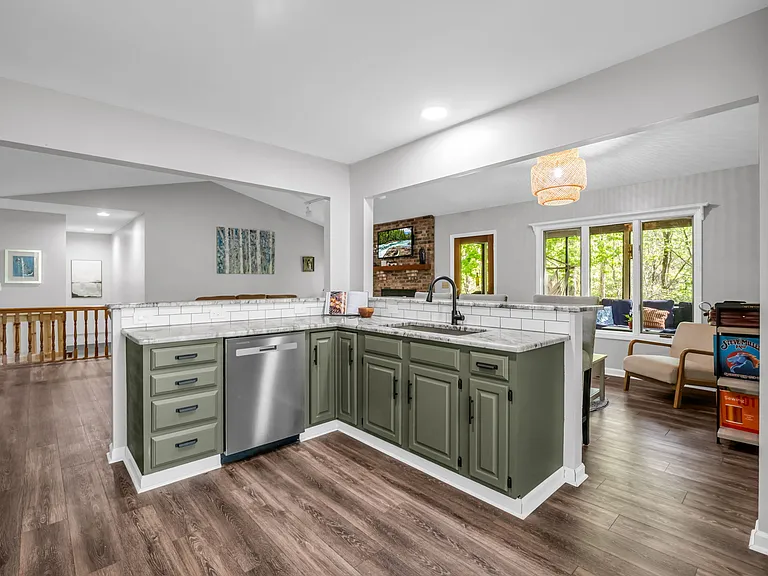 140 Ridgeview Dr — Photo 14