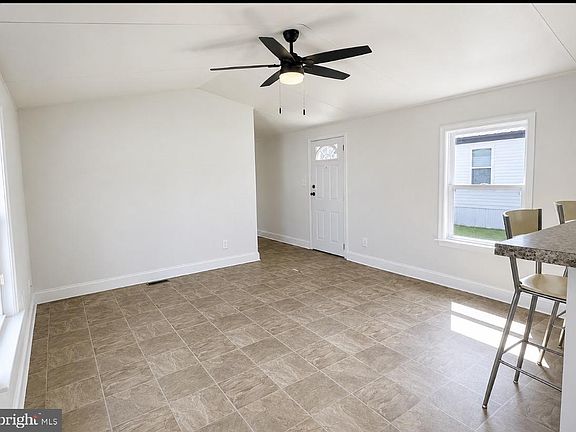 5th image of 318 Norway Dr #318