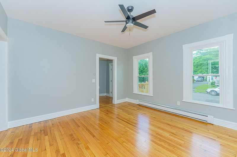 5th image of 24 Pulver Avenue