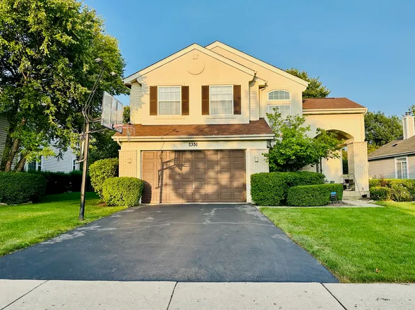 2351 Apple Hill Ln, Buffalo Grove, IL 60089