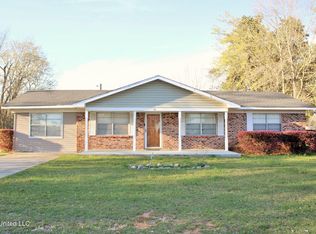 10 Robbie St, Lucedale, MS 39452