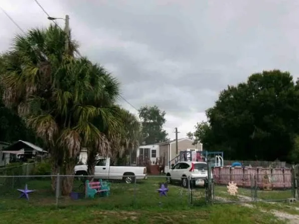 1106 Charles St, Moore Haven, FL 33471