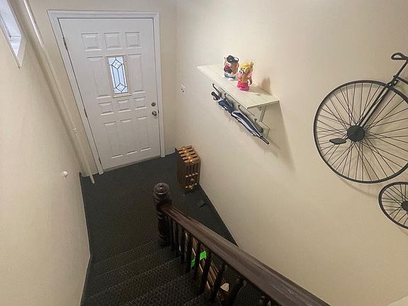 5th image of 32 5th St APT 2