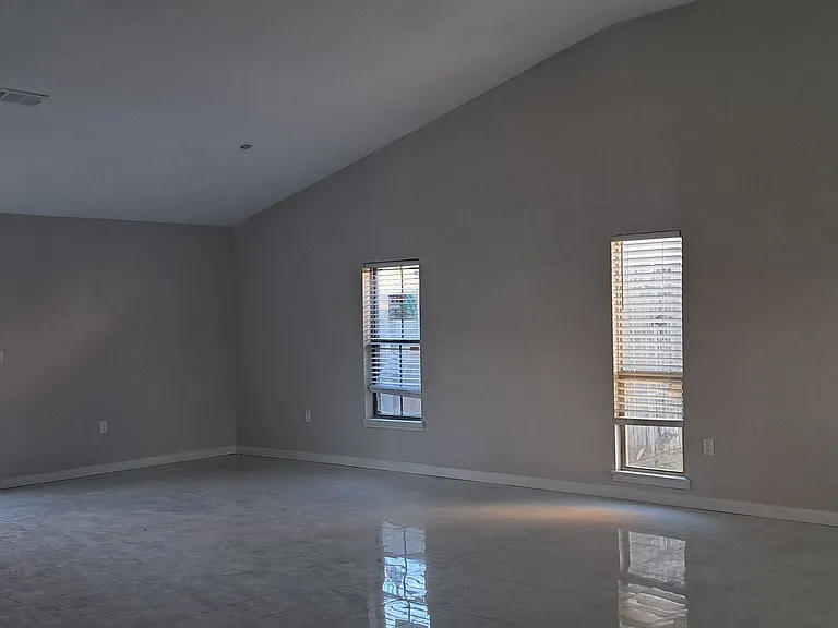7833 Bermejo Rd — Photo 5