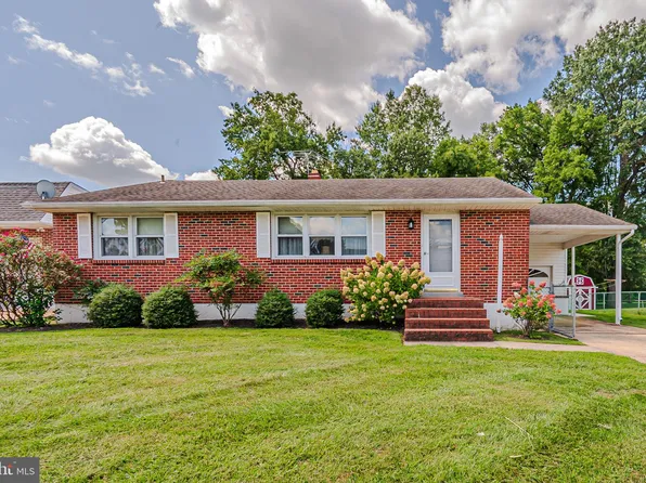 35 Dawes Dr, Newark, DE 19702