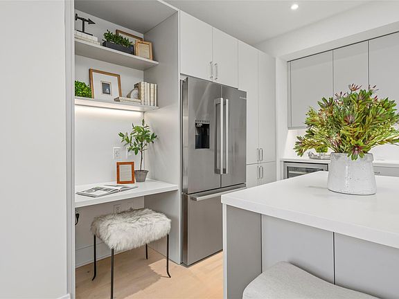 4th image of 2323 W Main St #305