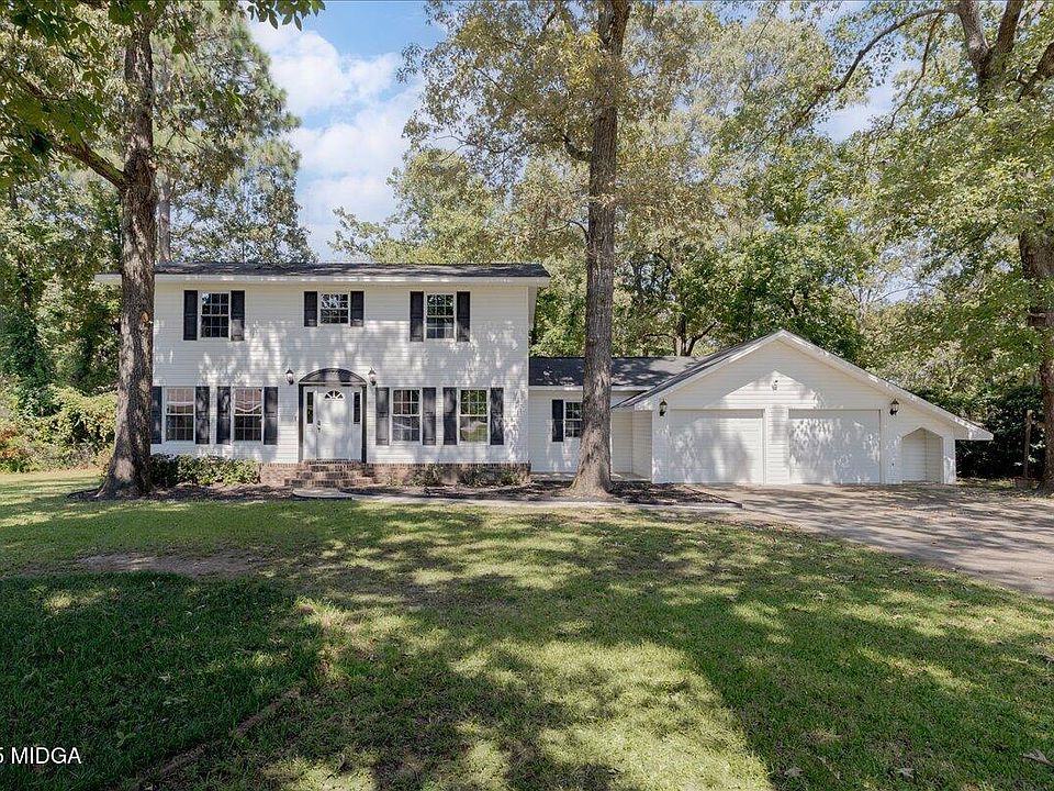 1st image of 305 Tarrasa Dr