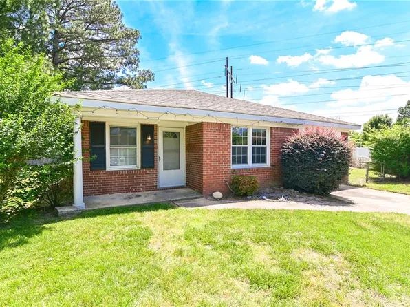 1021 Tradewinds Rd, Virginia Beach, VA 23464