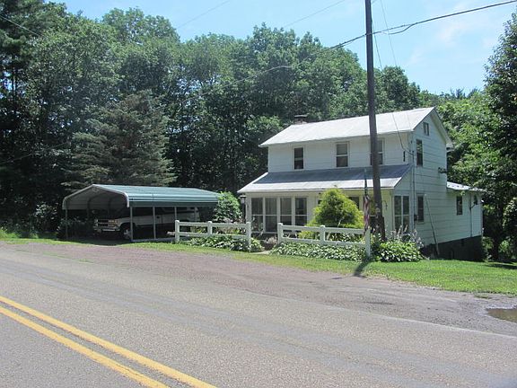 Nicely landscaped front yard