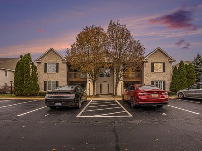 3042 W Crystal Waters Dr Unit 8, Holland, MI, 49424