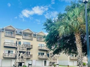 4 Yacht Club Dr APT 202, Daphne, AL 36526