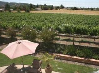 883 Liberty Dr, Napa, CA