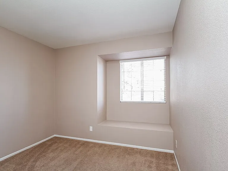 60 Fantasia Ln — Photo 10
