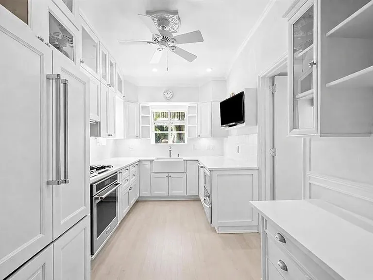 1252 N Rio Vista Blvd — Photo 10