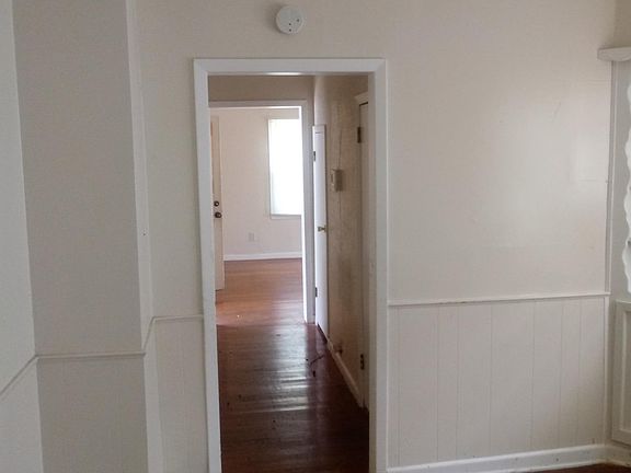 5th image of 7207 Olive St
