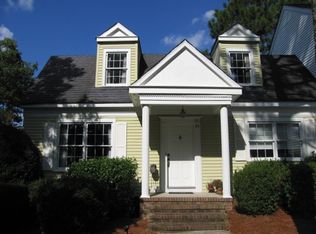 25 Colonial Pines Cir, Pinehurst, NC 28374