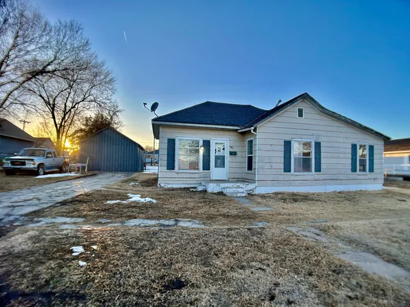 441 7th St, Phillipsburg, KS 67661