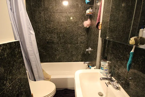 Rented by Dynamik Realty | media 22