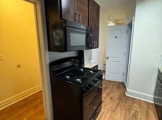 5385 N Bowmanville Ave #B, Chicago, IL 60625