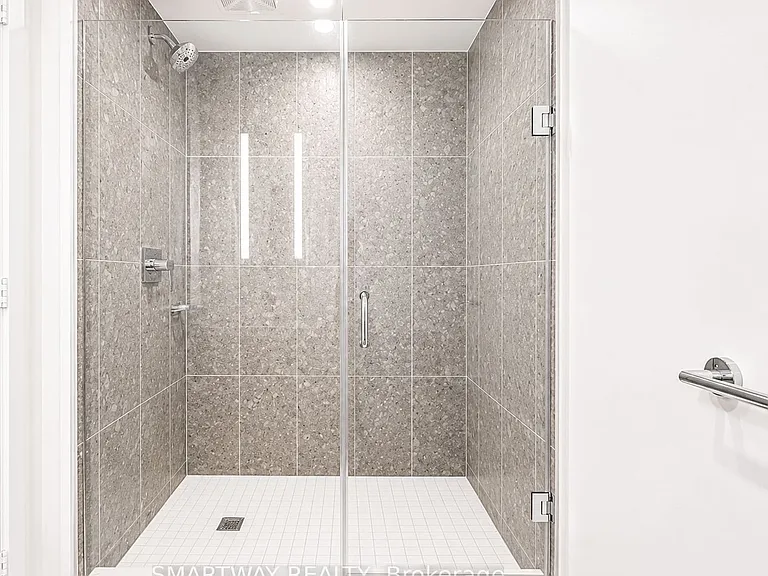 25 Cordova Ave #1309 — Photo 26