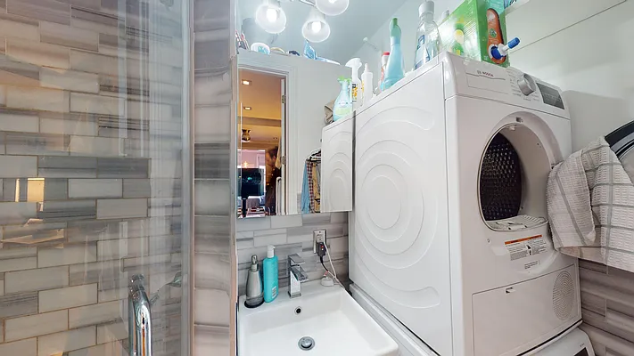 Rented by Bond New York | media 58