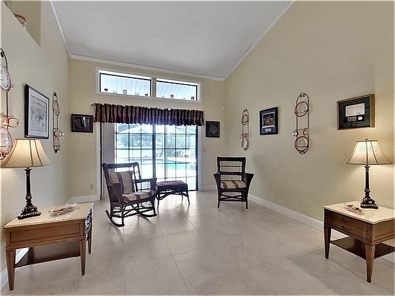 4th image of 3710 Cold Creek Dr