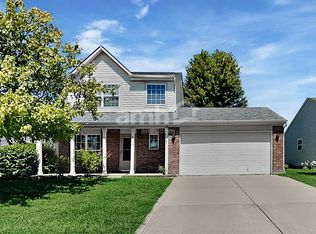 6658 W Longview Dr, McCordsville, IN 46055