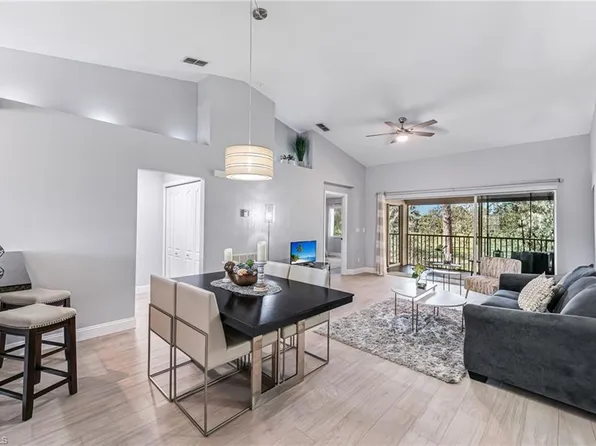 8075 TIGER CV #1711, NAPLES, FL 34113