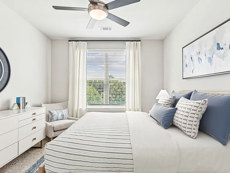 Accent Berkeley Place — Photo 11