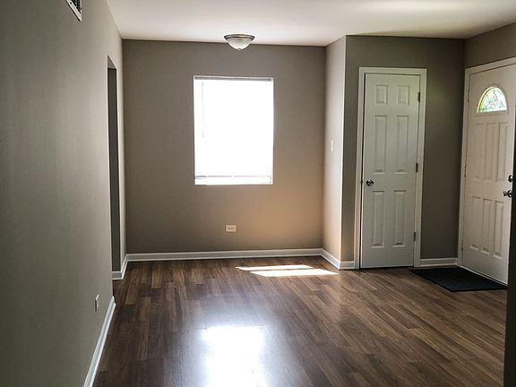 3rd image of 38689 N Cedar Dr