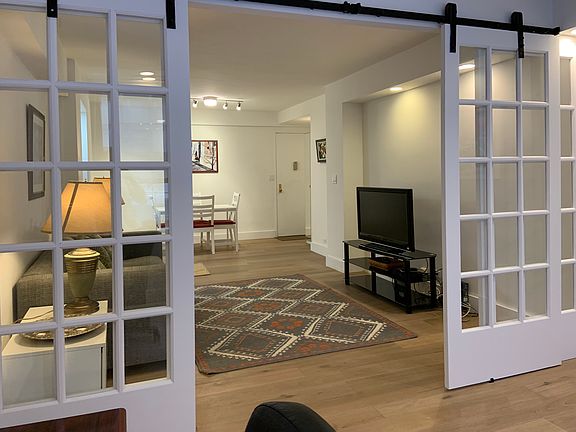 2nd image of 210 E 47th St APT 2H