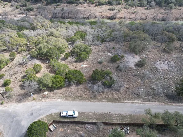 413 & 431 Turkey Dr, Johnson City, TX 78636