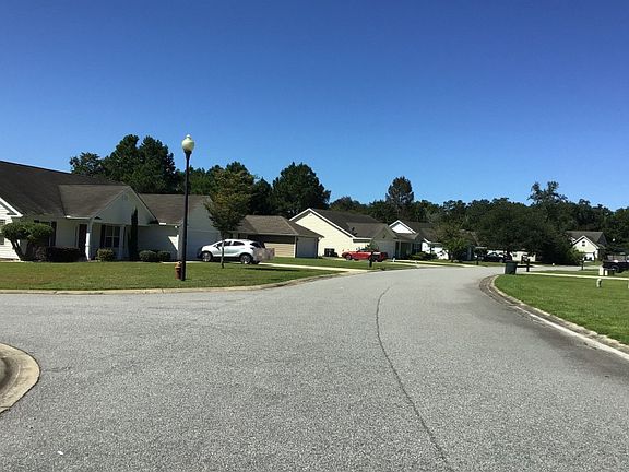 4th image of 113 Southwinds Dr