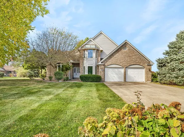 24146 S Countryside Dr, Minooka, IL 60447