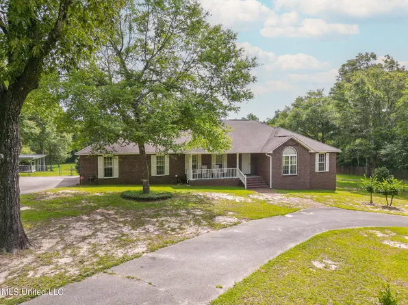 13264 Cheyenne Rd, Pass Christian, MS 39571