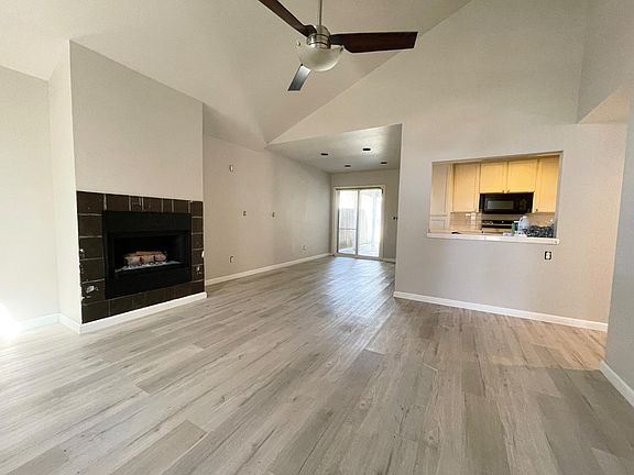 3rd image of 5706 W Ellery Ave