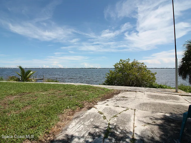 2910 Riverview Dr #B — Photo 19