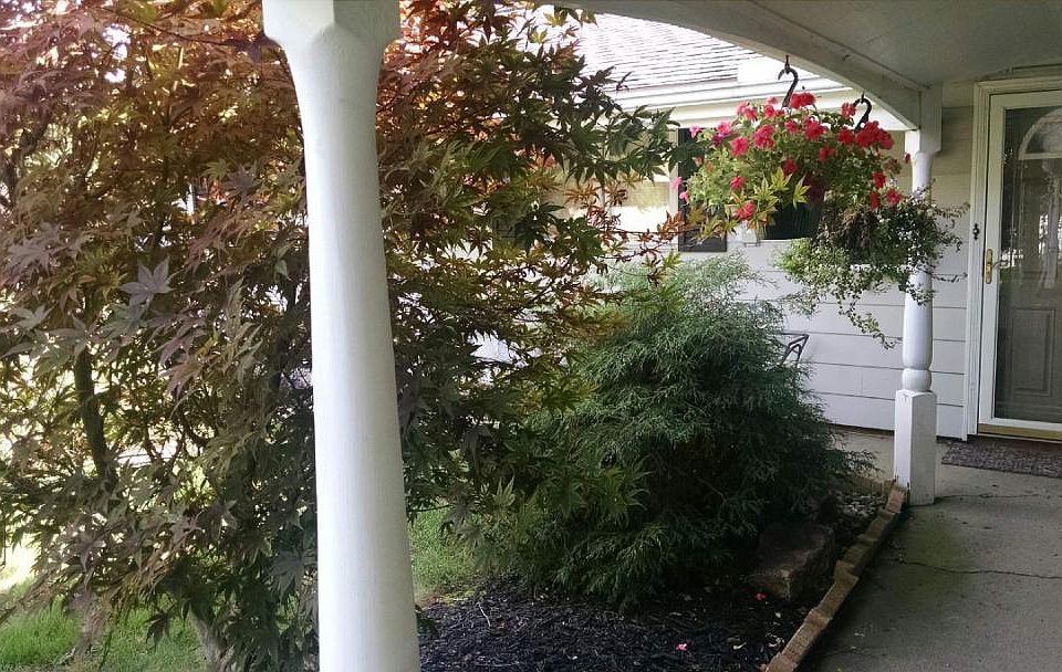 2nd image of 512 Sherwood Dr