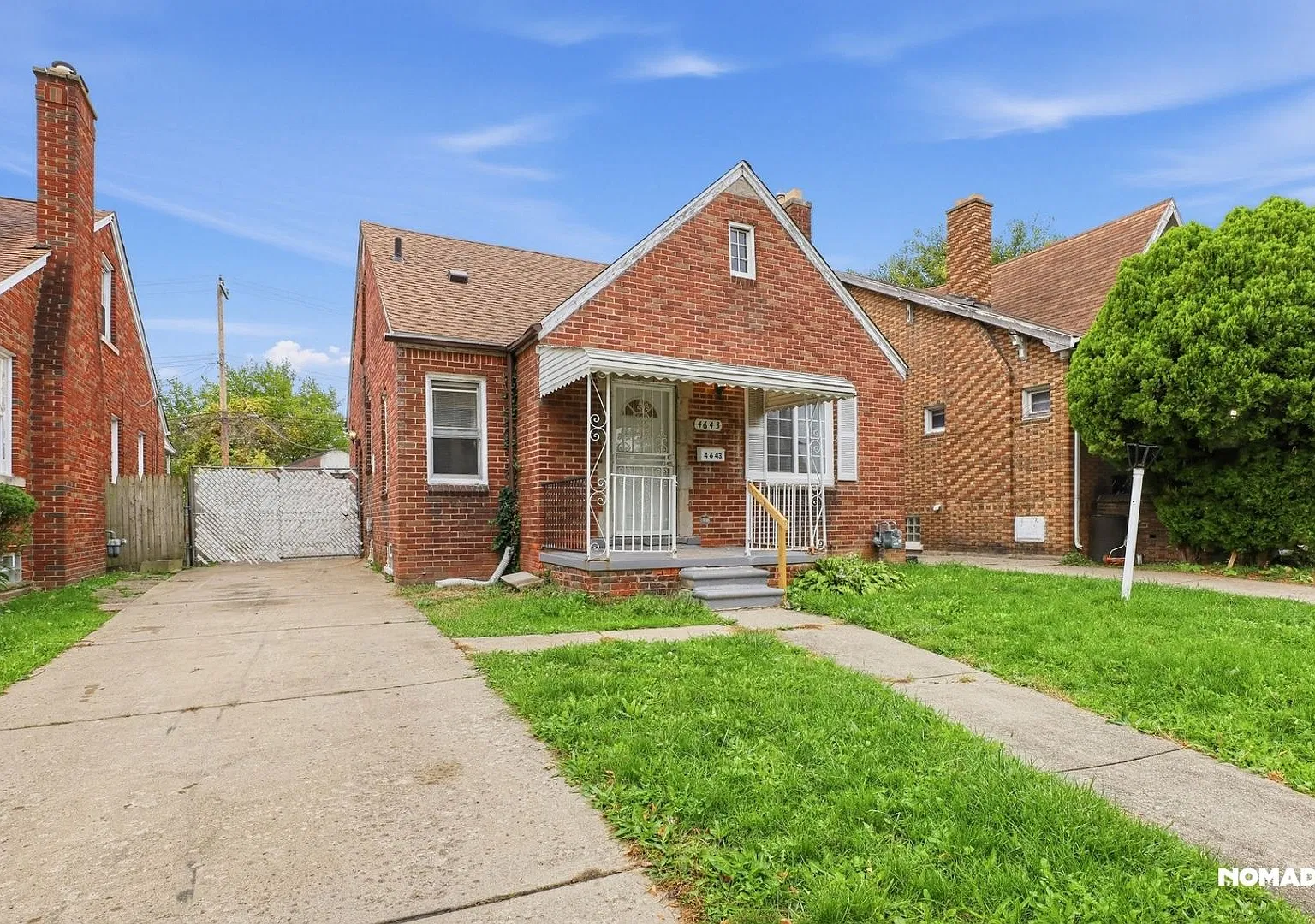 Charming 4BR House in Detroit — Photo 1