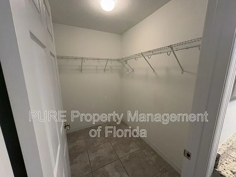 9870 SE 159th St — Photo 9