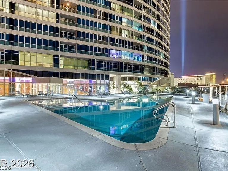4525 Dean Martin Dr #511 — Photo 45