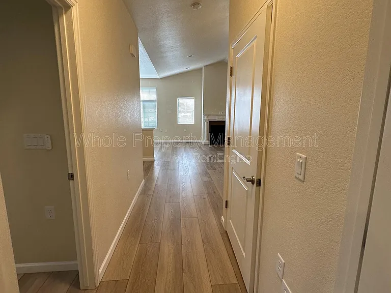 12555 Monroe Dr #1 — Photo 24